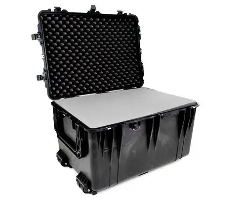Peli 1660 Case with Wheels - Black - Case with Foam