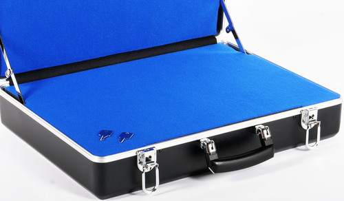 Quantum Pro Briefcase 649 External Dimensions 489 x 363 x 155mm * only 1 Left *