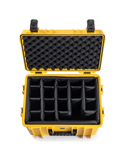 B&W Outdoor Case Type 5500 (PP.379)