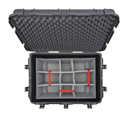 Nanuk 975 Case with Wheels and Retractable Handle (975S)
