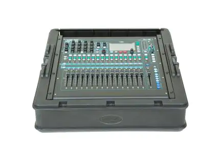 SKB 1SKB-R100 Roto-moulded 10U Top Mixer Rack